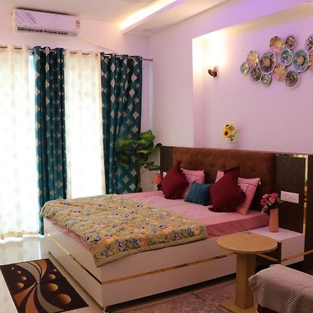 Shree Shyam Studio Noida Zewnętrze zdjęcie