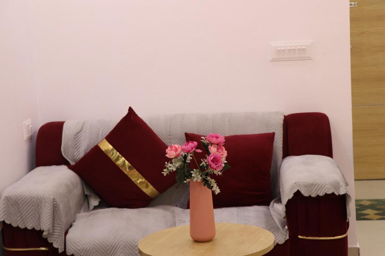 Shree Shyam Studio Noida Zewnętrze zdjęcie